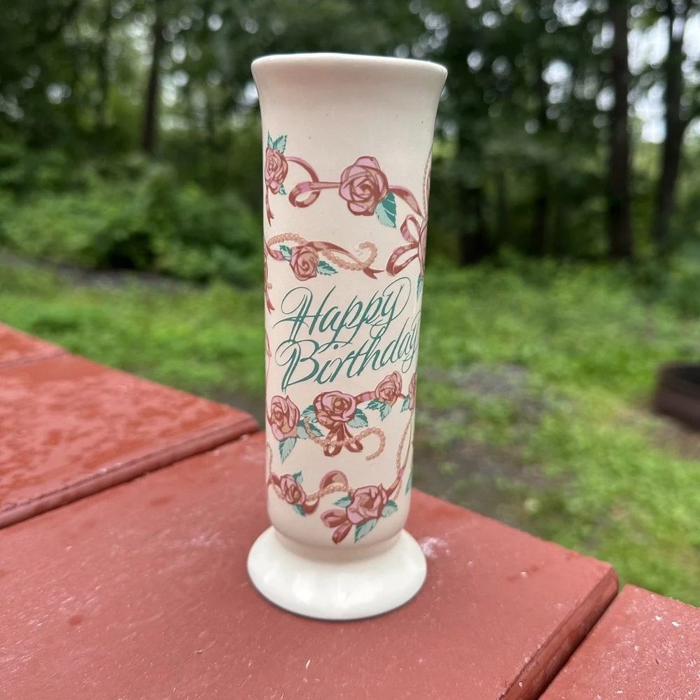 FTD VTG Bud Vase Happy Birthday Cream Off White W/Pink Roses Thailand 6.5